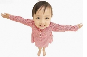 小孩子身上的狐臭咋办呀