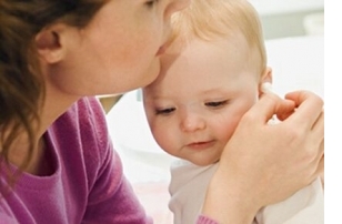 油耳朵的宝宝就会有狐臭?是时候说出真相了!